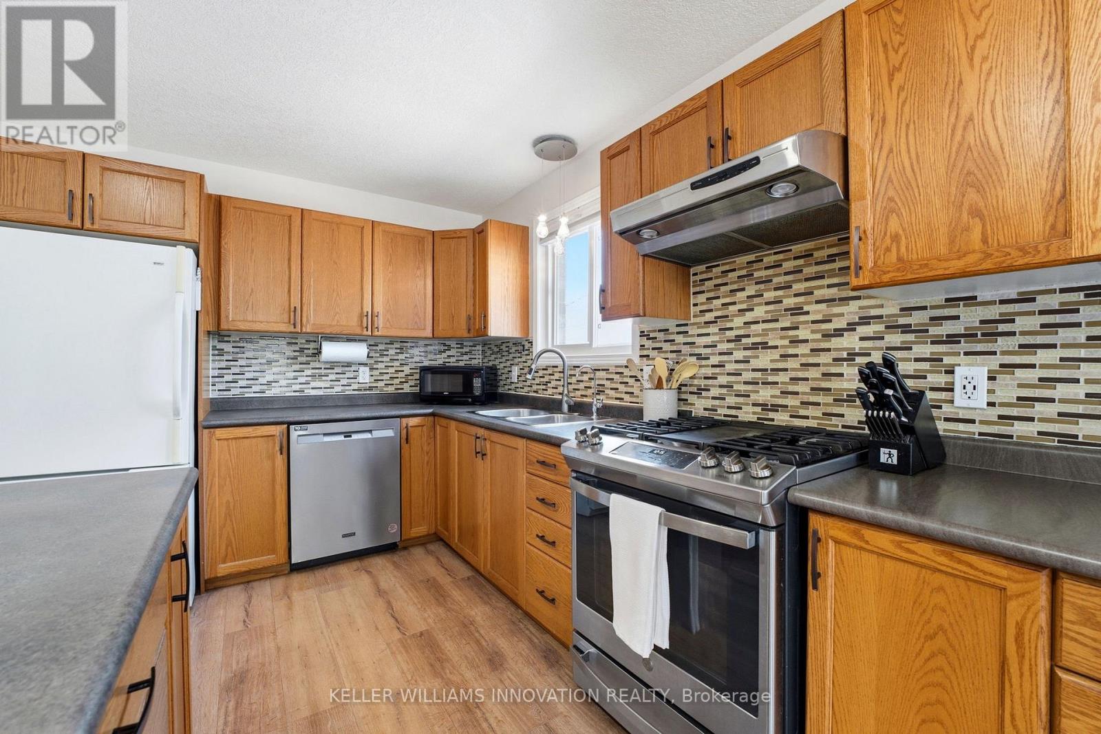 765 Reid Crescent, North Perth, Ontario  N4W 0A2 - Photo 10 - X13441924