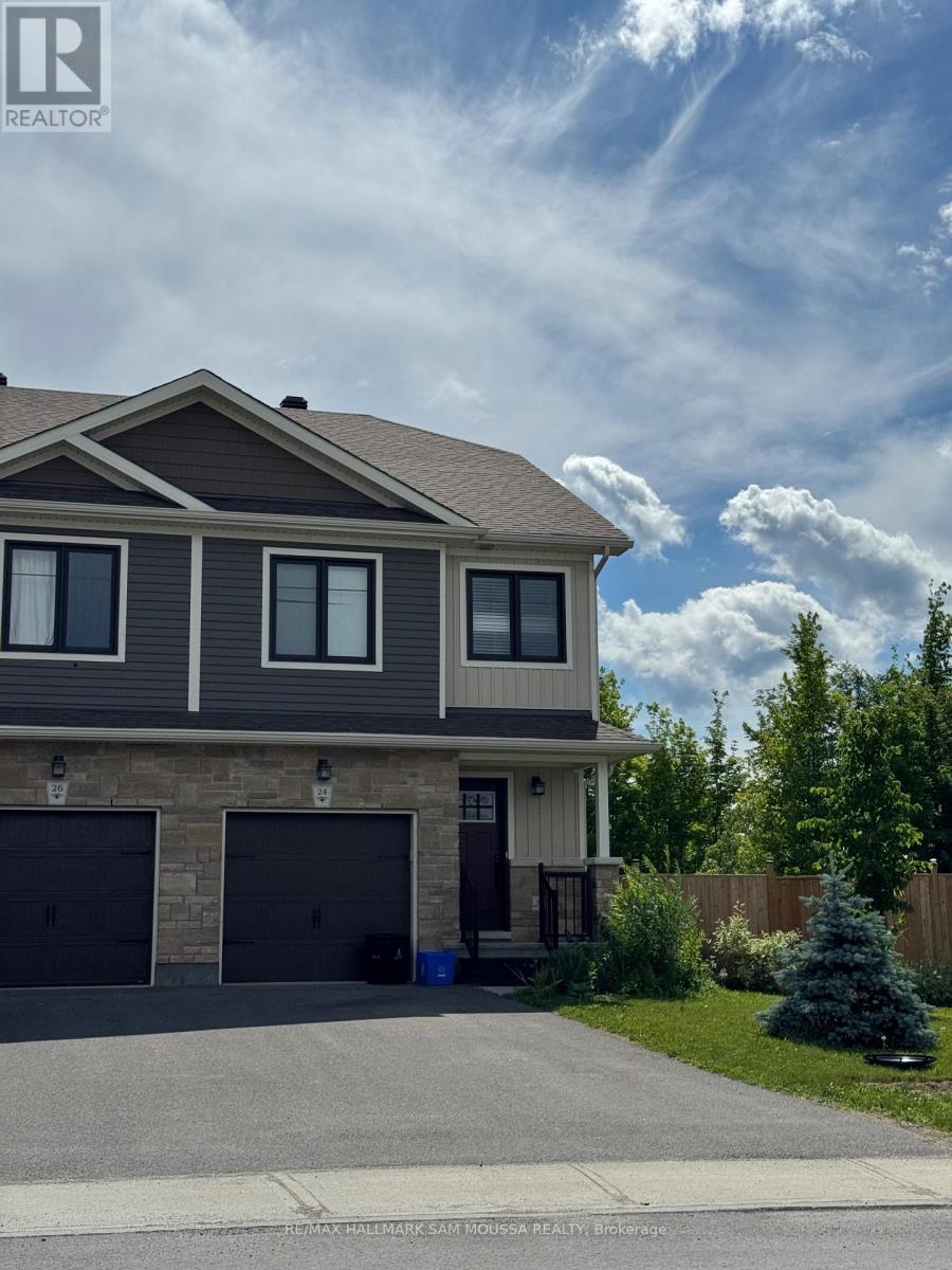 24 Staples Boulevard, Smiths Falls, Ontario K7A 0B6 - Photo 2 - X13443648