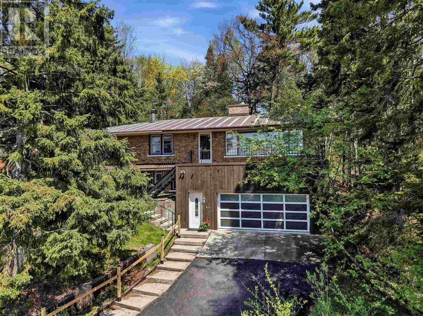 48 Creery Ave, Sault Ste. Marie, Ontario  P6B 1G8 - Photo 1 - SM261285