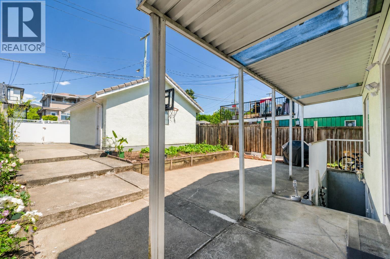 1611 E 57th Avenue, Vancouver, British Columbia  V5P 2B3 - Photo 23 - R3136429