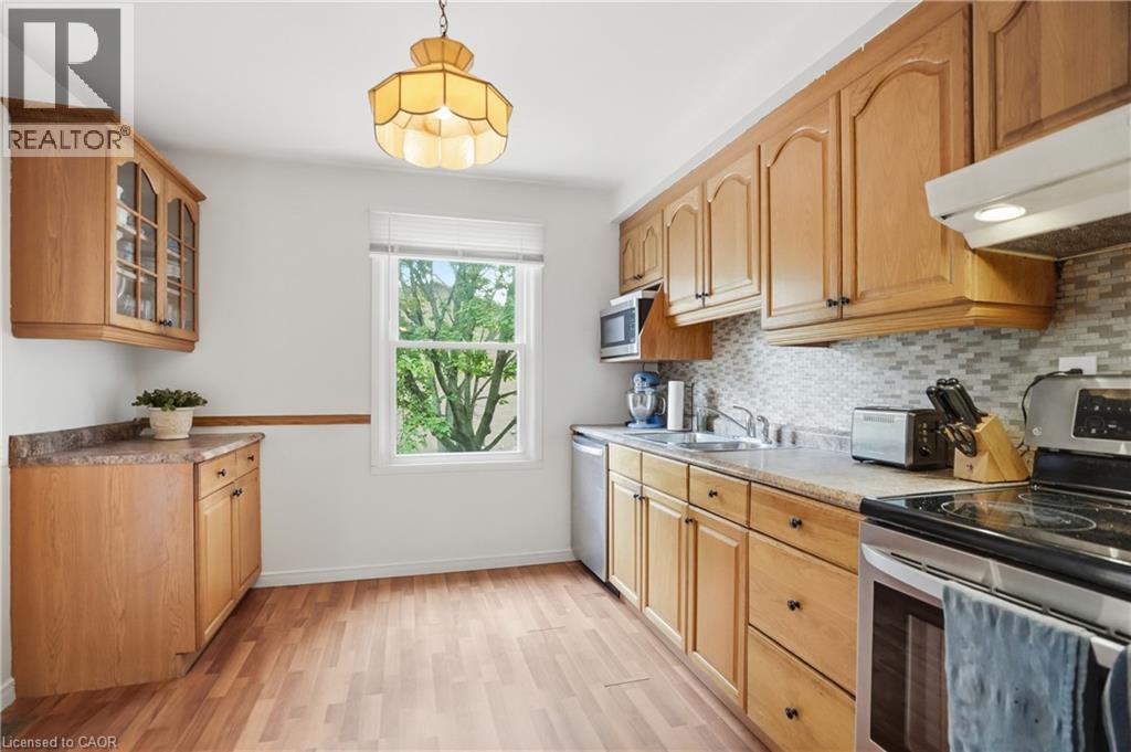 2277 Mountain Grove Avenue Unit# 39, Burlington, Ontario  L7P 2H8 - Photo 8 - 40840417