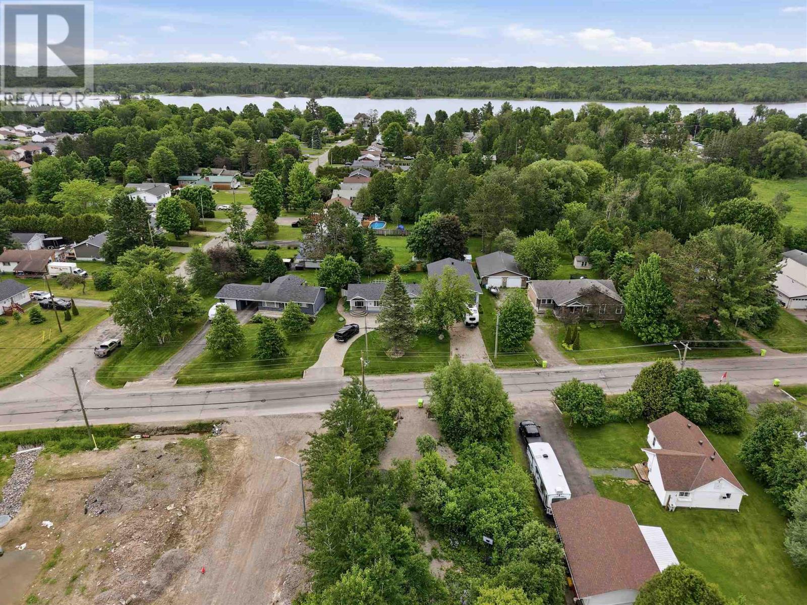 3870 Queen St E, Sault Ste. Marie, Ontario  P6A 5K9 - Photo 5 - SM261483