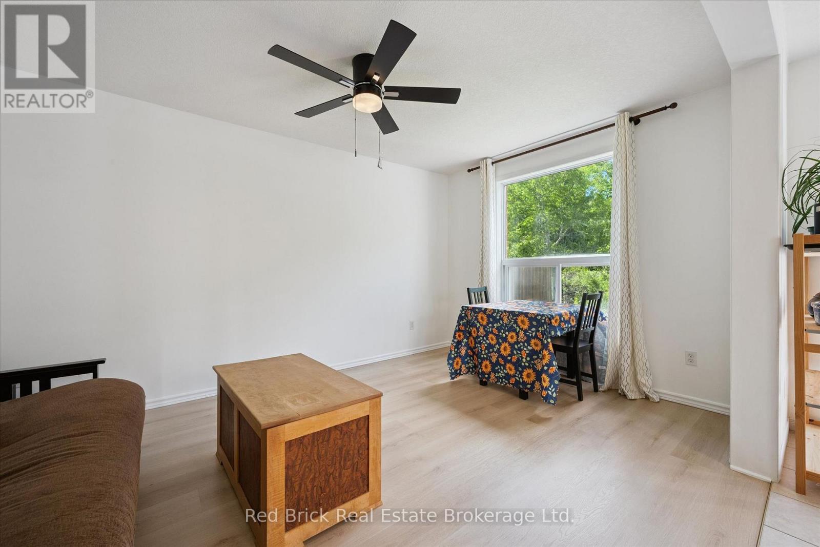 30 Chillico Drive, Guelph, Ontario  N1K 1Y8 - Photo 7 - X13452762