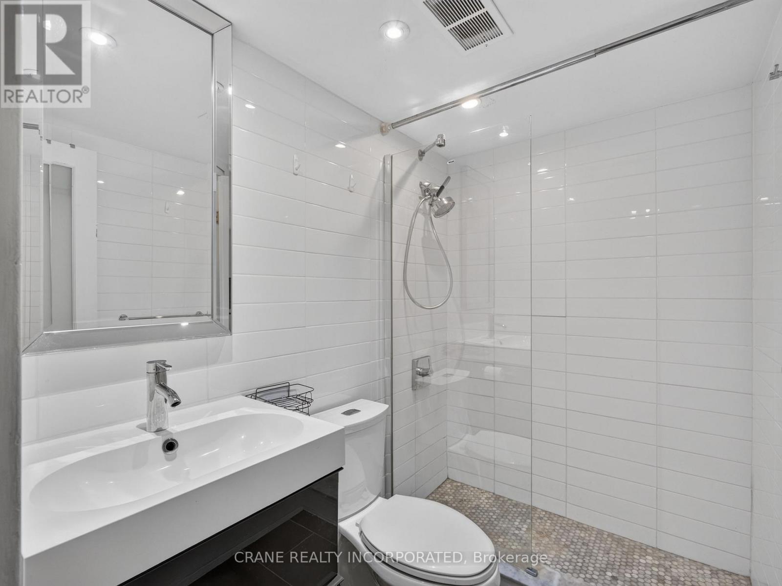 210 - 40 Homewood Avenue, Toronto, Ontario  M4Y 2K2 - Photo 20 - C13442026