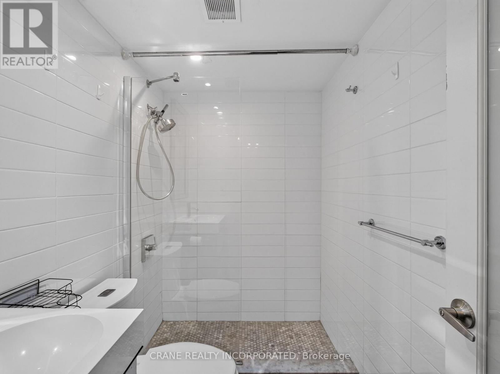 210 - 40 Homewood Avenue, Toronto, Ontario  M4Y 2K2 - Photo 21 - C13442026