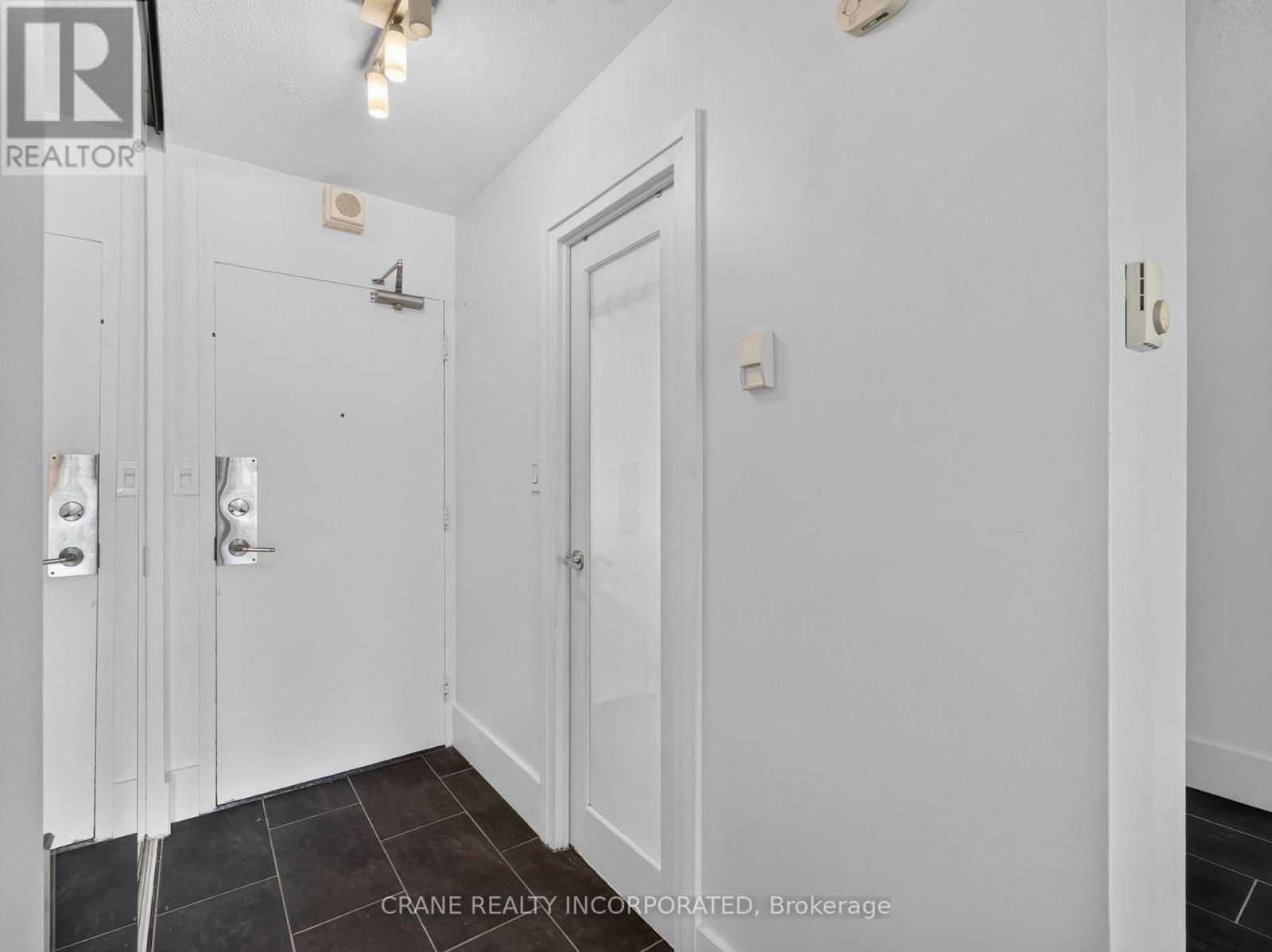 210 - 40 Homewood Avenue, Toronto, Ontario  M4Y 2K2 - Photo 22 - C13442026