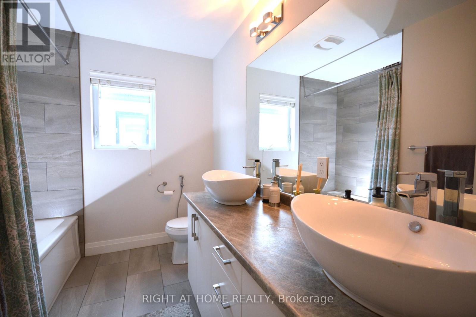 598 Freeport Street, London North, Ontario  N6G 0R2 - Photo 38 - X13451708