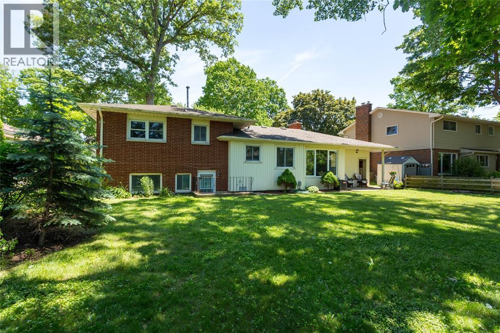 1067 Bel Aire Drive, Sarnia, Ontario N7S 3H4 - Photo 32 - 26014305