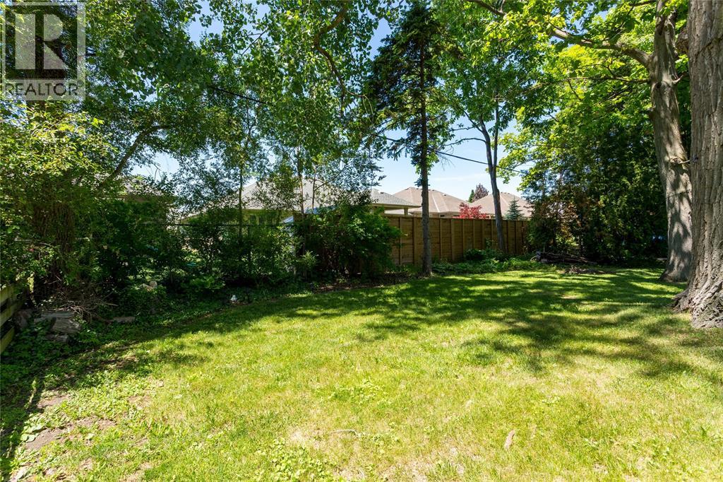 1067 Bel Aire Drive, Sarnia, Ontario N7S 3H4 - Photo 36 - 26014305