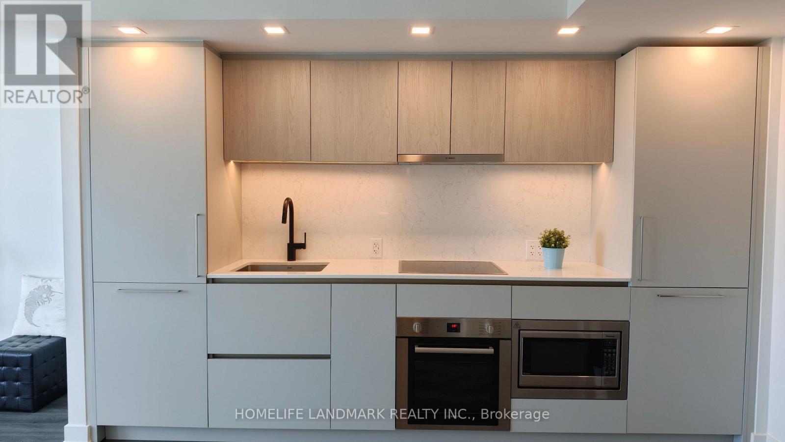 2108 - 609 Sherbourne Street, Toronto (North St. James Town), Ontario  M4X 1L1 - Photo 3 - C13452732
