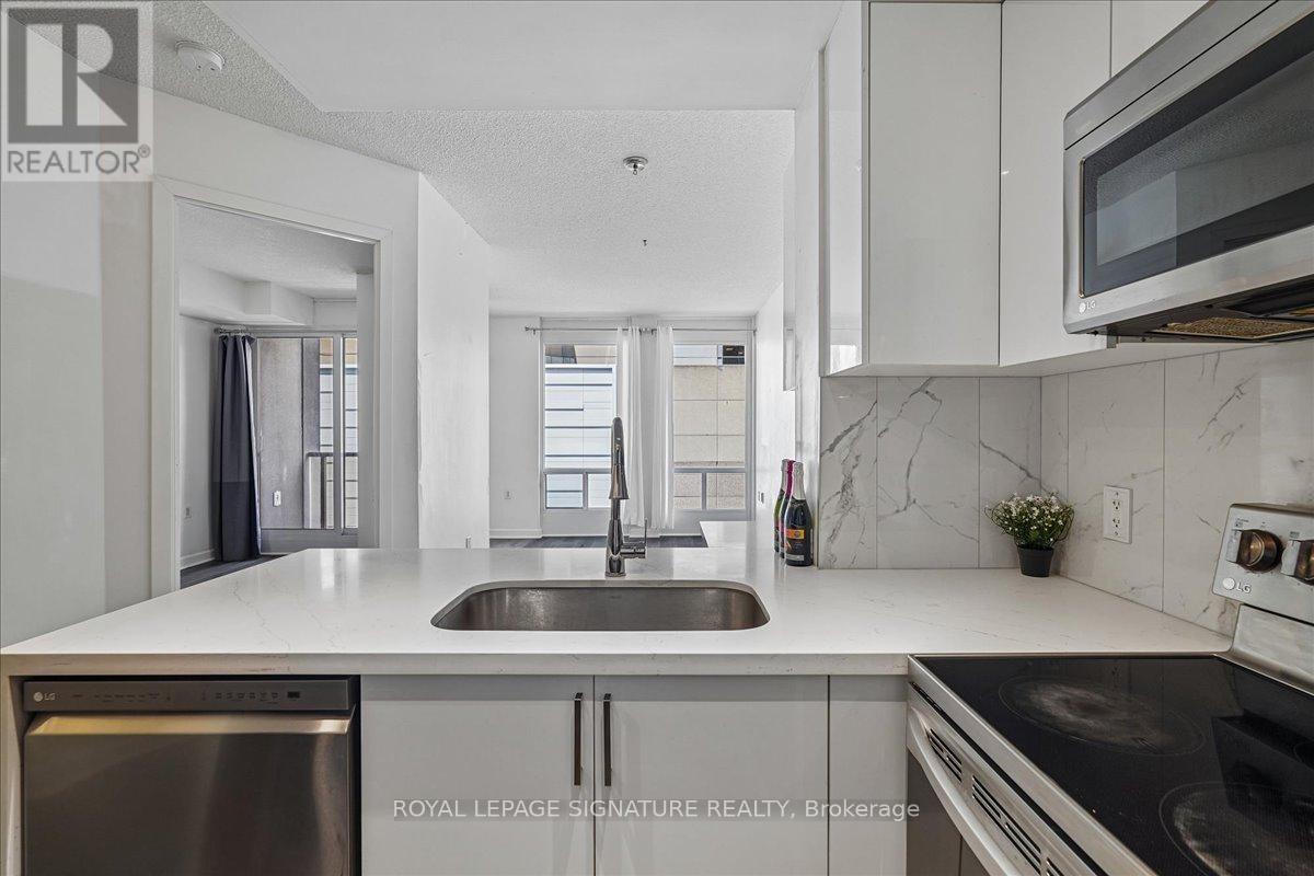 703 - 85 Bloor Street E, Toronto, Ontario M4W 3Y1 - Photo 14 - C13452756