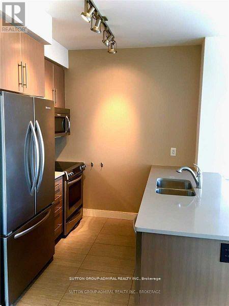 2105 - 825 Church Street, Toronto, Ontario  M4W 3Z4 - Photo 12 - C13452832