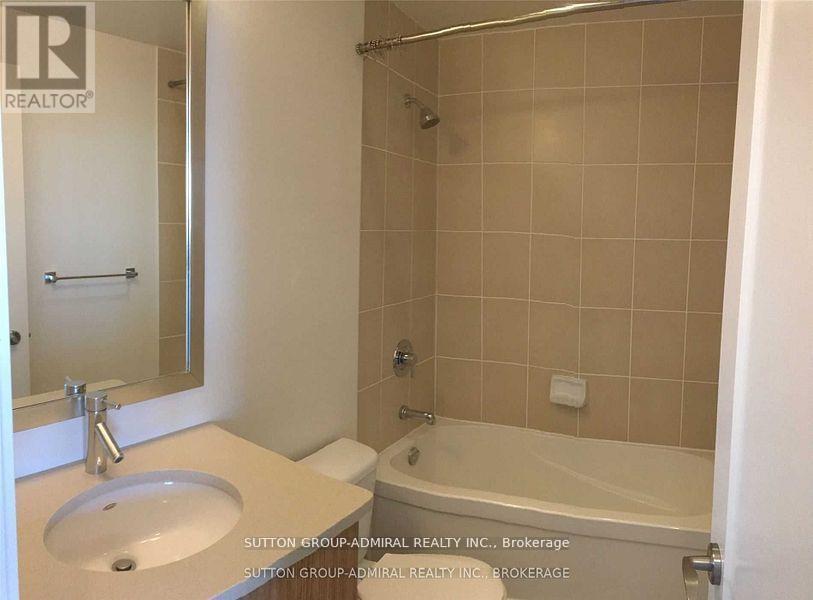 2105 - 825 Church Street, Toronto, Ontario  M4W 3Z4 - Photo 18 - C13452832