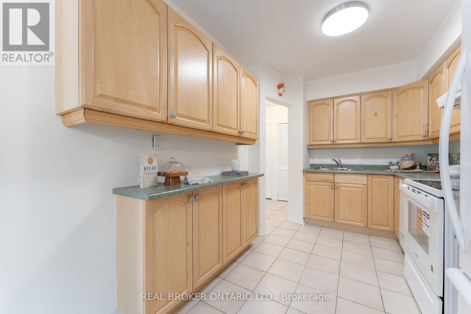 15 - 10 Leith Hill Road, Toronto, Ontario  M2J 1Z2 - Photo 10 - C13452854