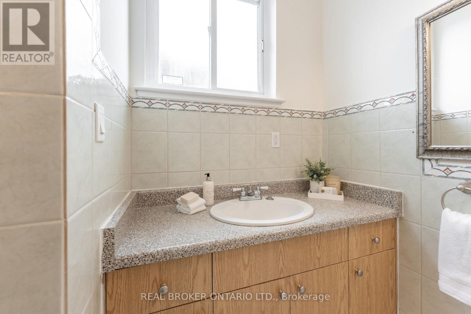 15 - 10 Leith Hill Road, Toronto, Ontario  M2J 1Z2 - Photo 19 - C13452854