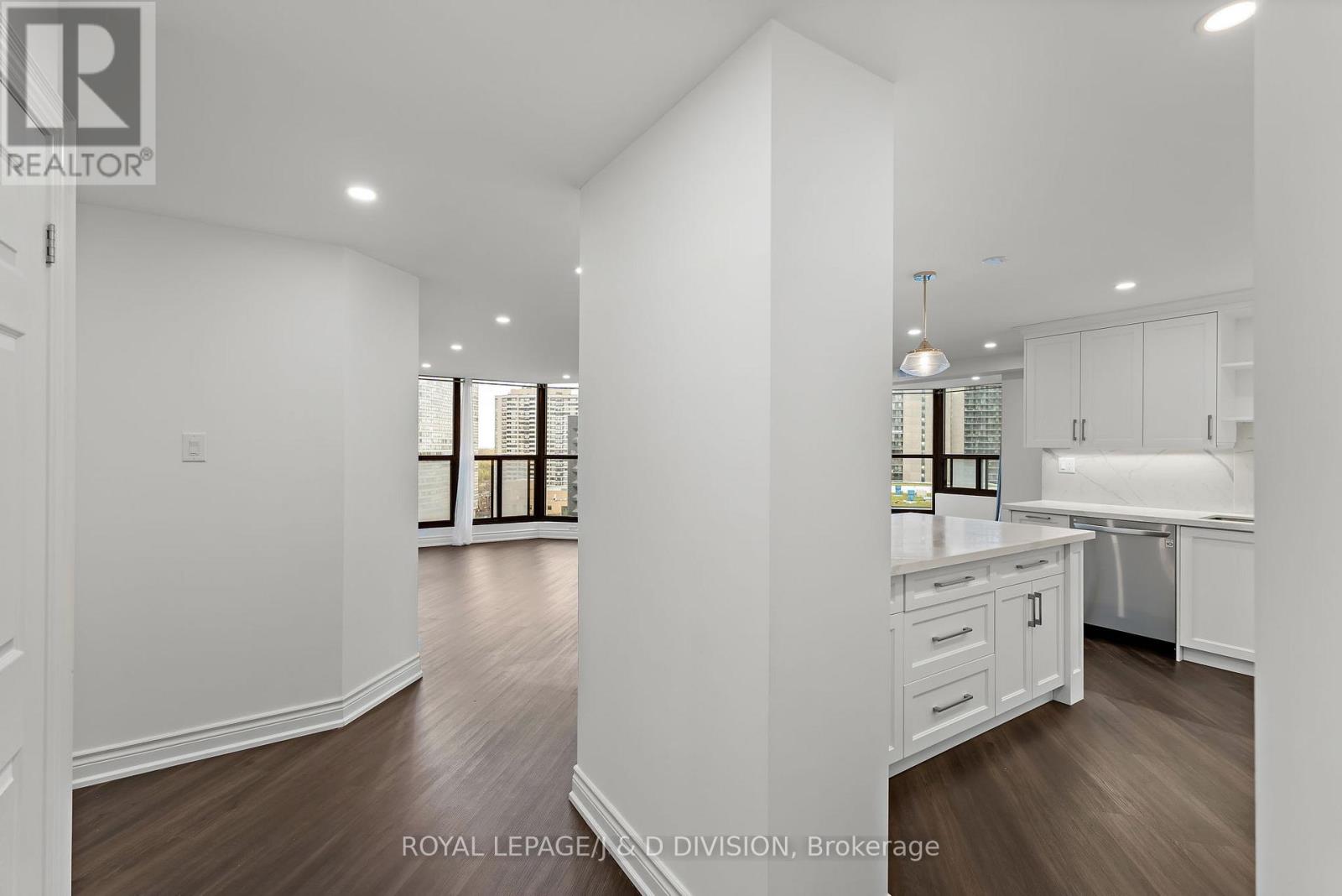 1201 - 33 Elmhurst Avenue, Toronto, Ontario  M2N 6G8 - Photo 6 - C13452894
