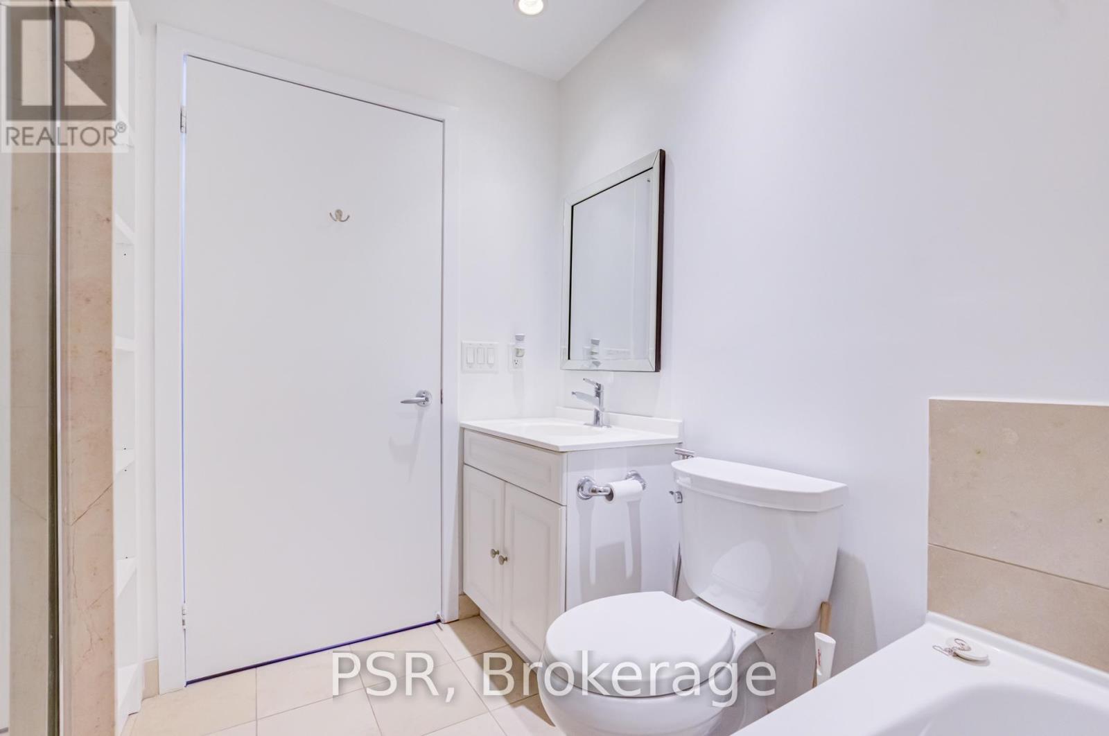 1506 - 218 Queens Quay W, Toronto, Ontario  M5J 2Y6 - Photo 9 - C13452924