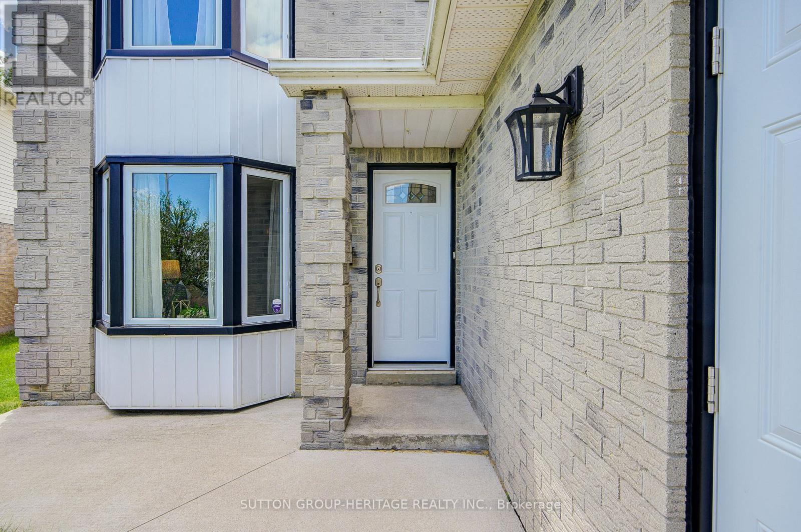 138 Reed Drive, Ajax, Ontario  L1S 6V2 - Photo 3 - E13452758