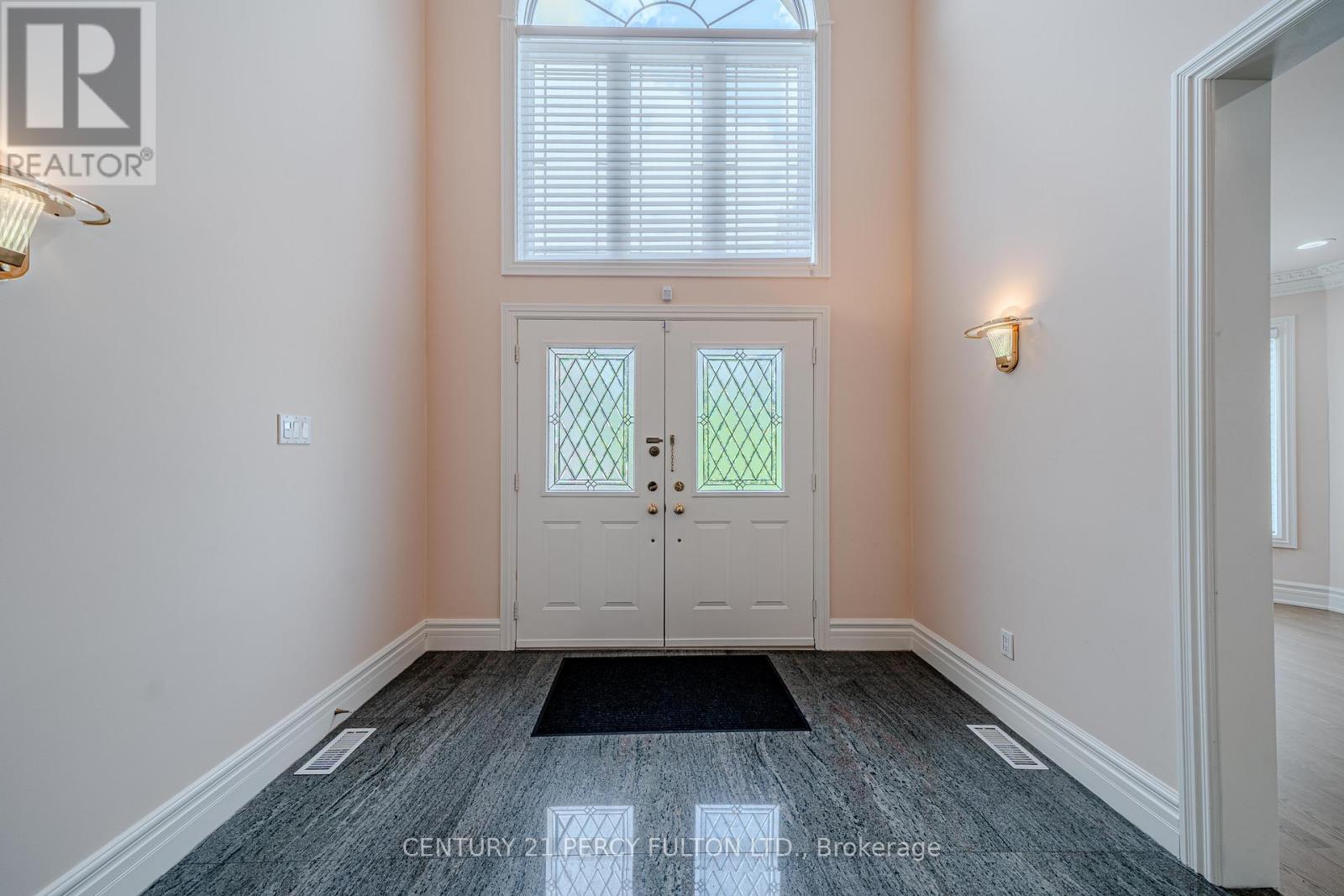 53 Linwood Avenue, Toronto, Ontario  M1S 1H3 - Photo 6 - E13452848