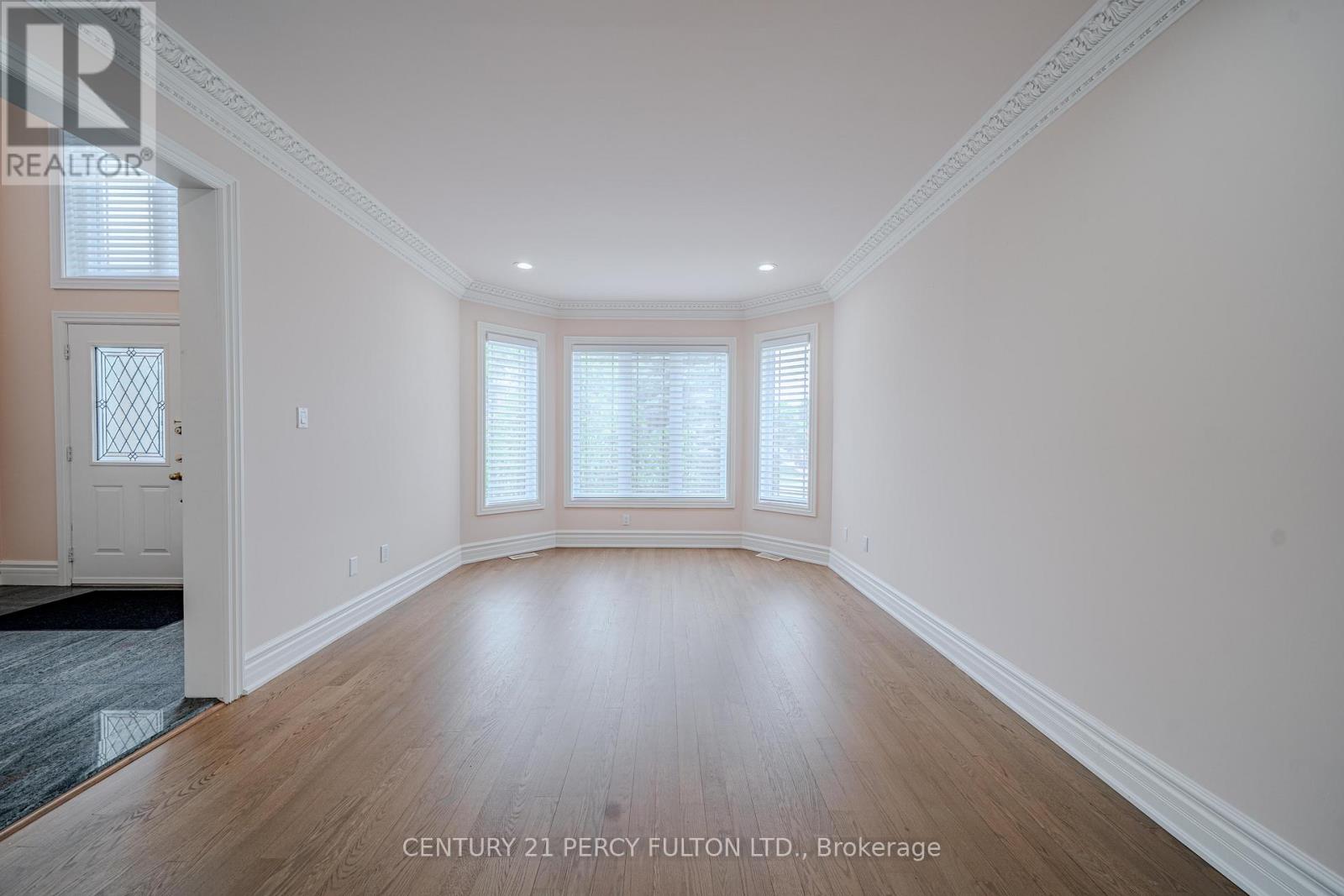 53 Linwood Avenue, Toronto, Ontario  M1S 1H3 - Photo 8 - E13452848