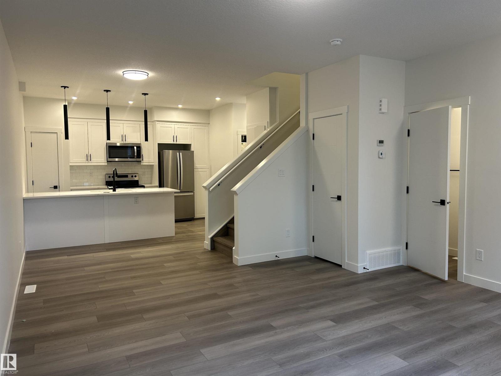 11012 132 St Nw, Edmonton, Alberta  T5M 1E2 - Photo 2 - E4493963