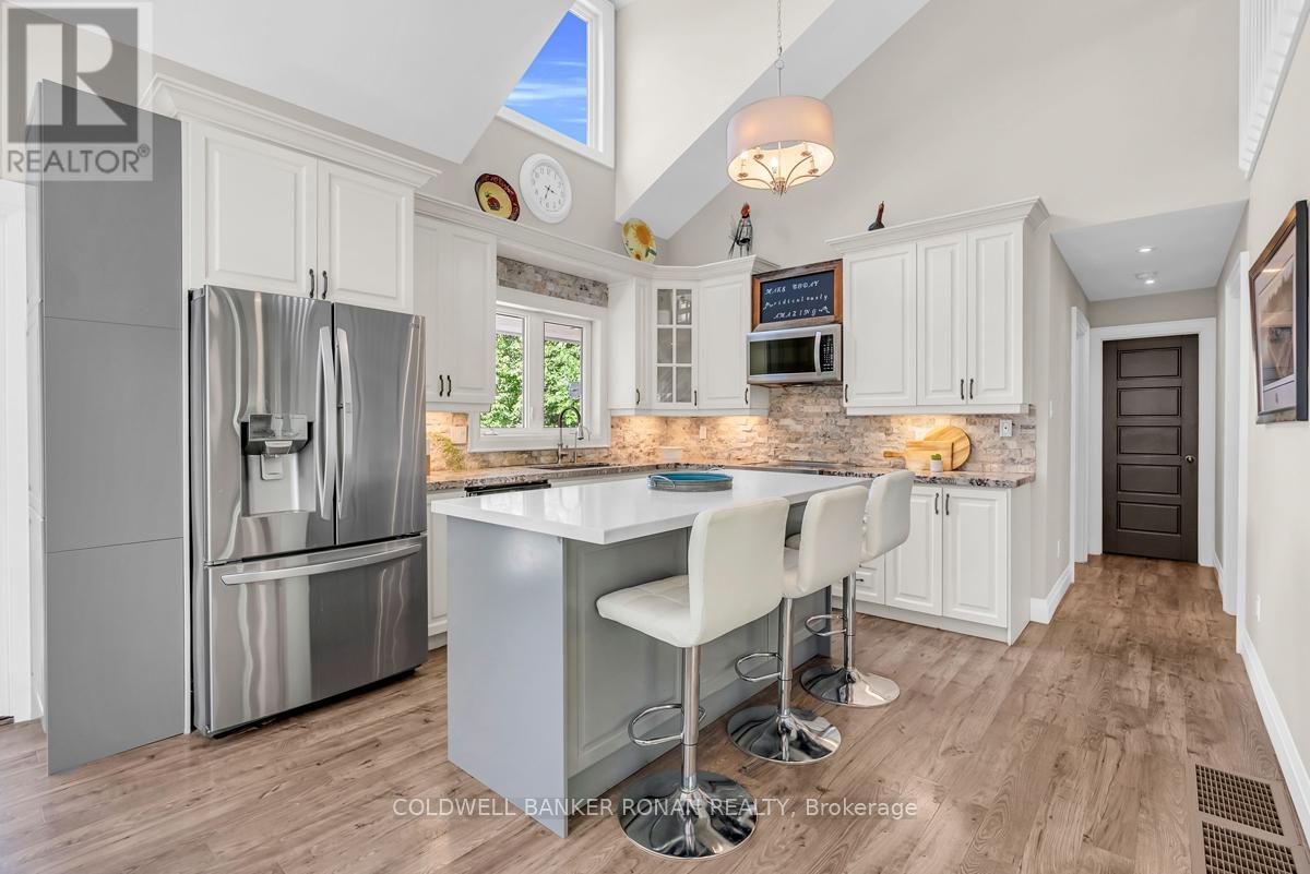 1292 Shoreview Drive, Innisfil, Ontario  L9S 2L4 - Photo 12 - N13452692
