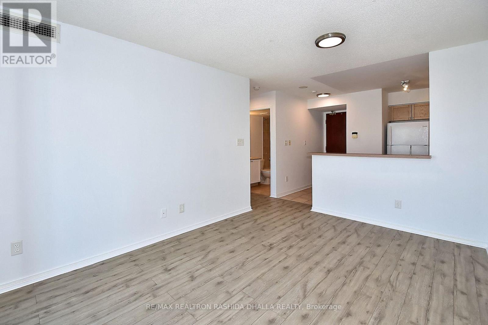 610 - 39 Oneida Crescent, Richmond Hill, Ontario  L4B 4T9 - Photo 12 - N13452706