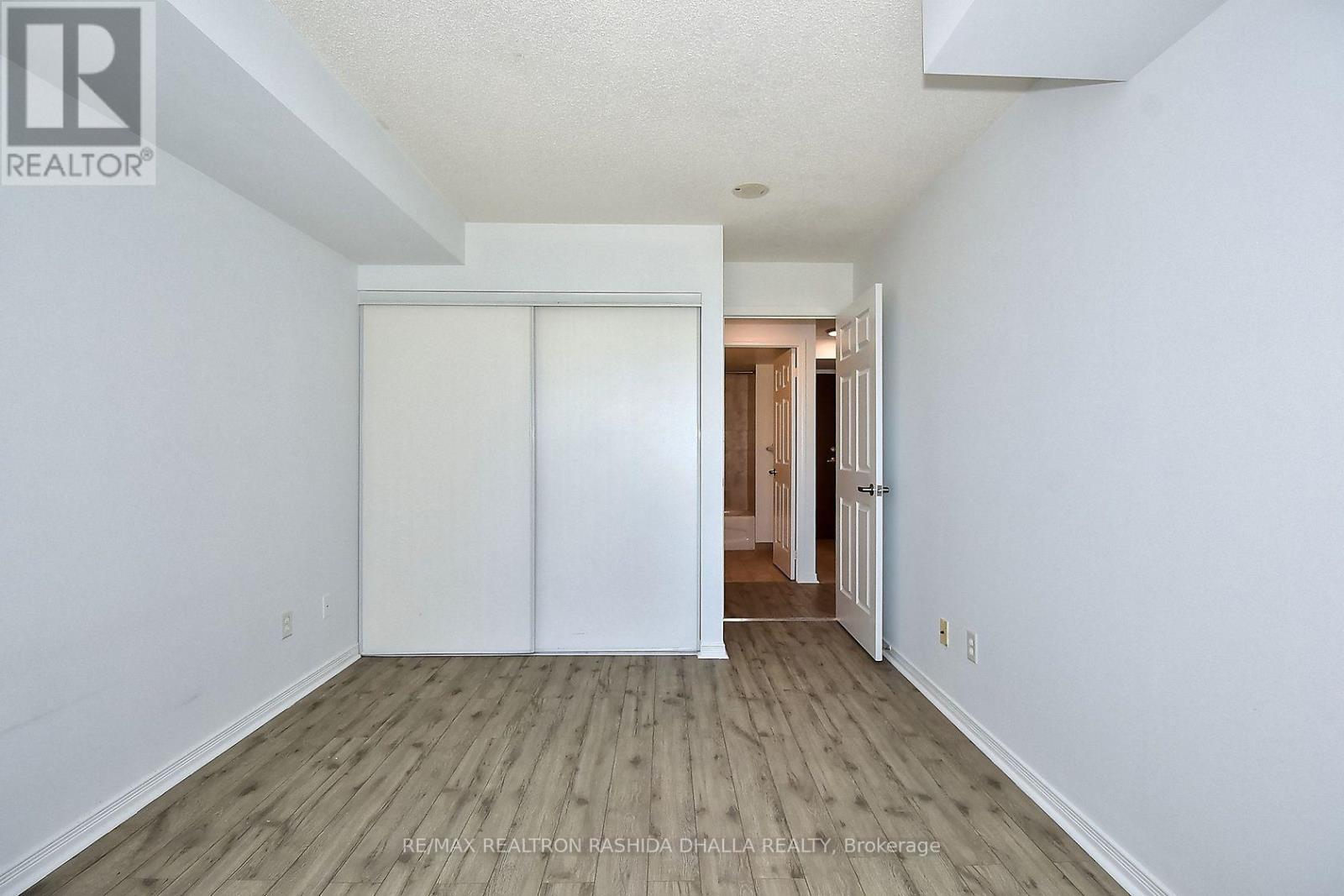 610 - 39 Oneida Crescent, Richmond Hill, Ontario  L4B 4T9 - Photo 24 - N13452706