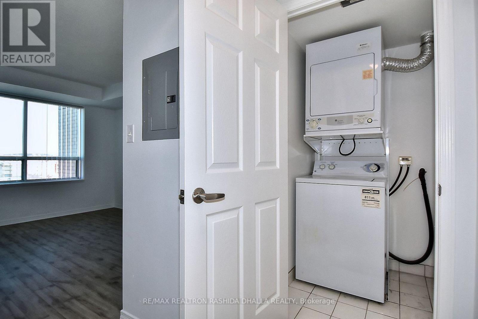610 - 39 Oneida Crescent, Richmond Hill, Ontario  L4B 4T9 - Photo 27 - N13452706