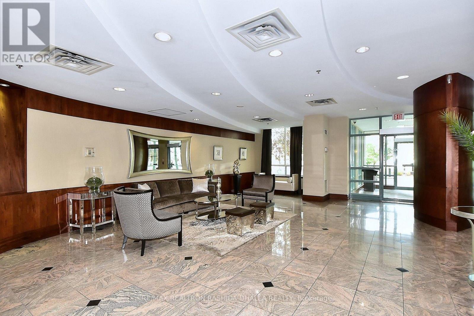 610 - 39 Oneida Crescent, Richmond Hill, Ontario  L4B 4T9 - Photo 6 - N13452706