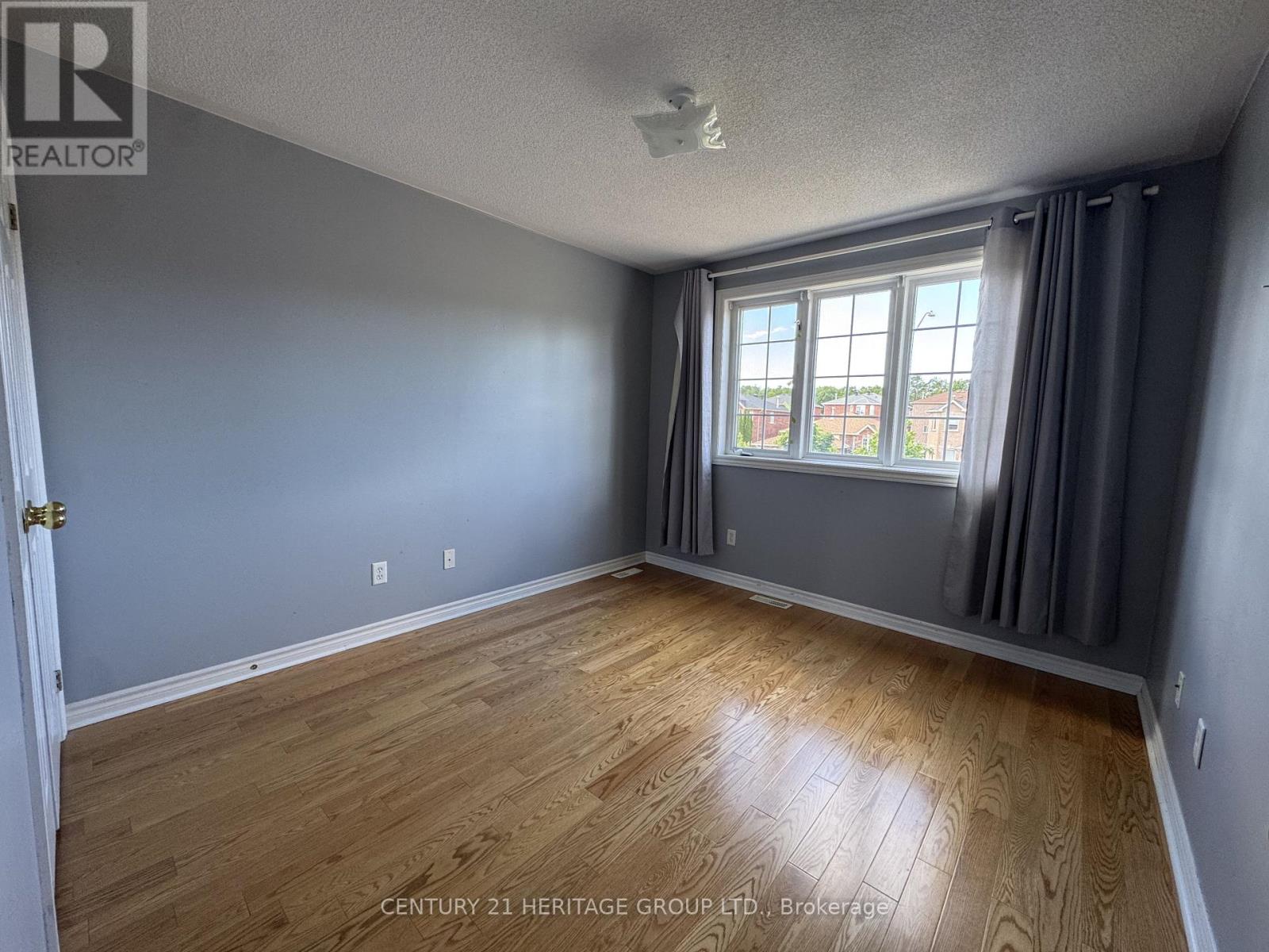 82 Kenwell Crescent, Barrie (Holly), Ontario L4N 0Z6 - Photo 12 - S13452896