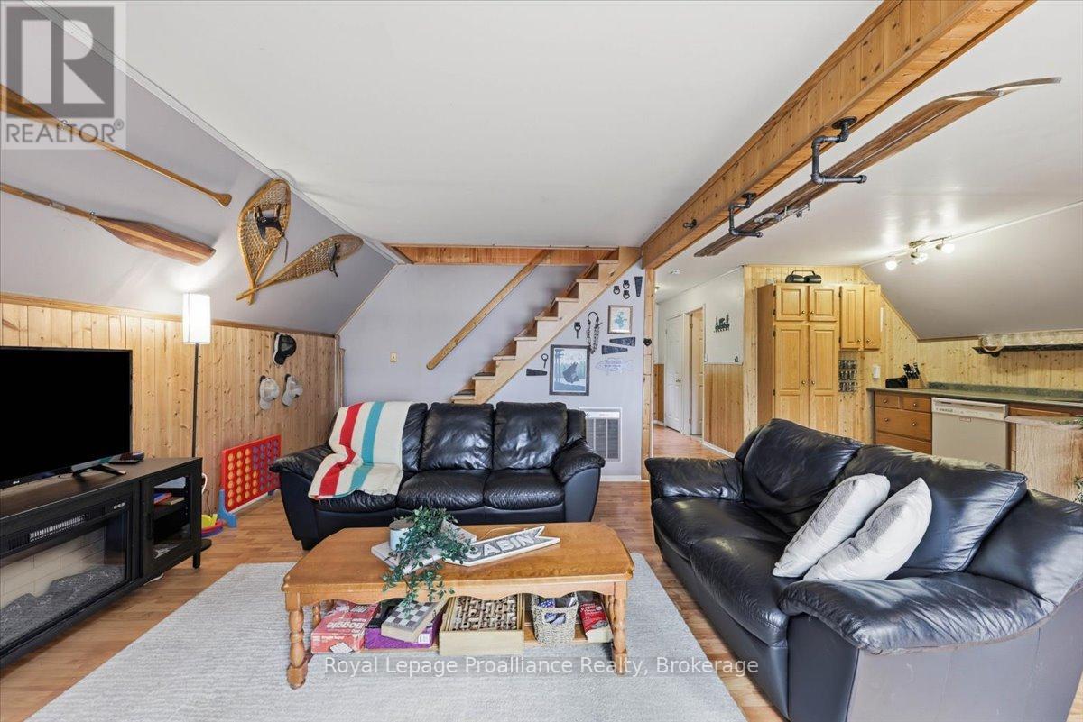 1062 Price Road, Frontenac, Ontario  K0H 0B6 - Photo 11 - X13451080