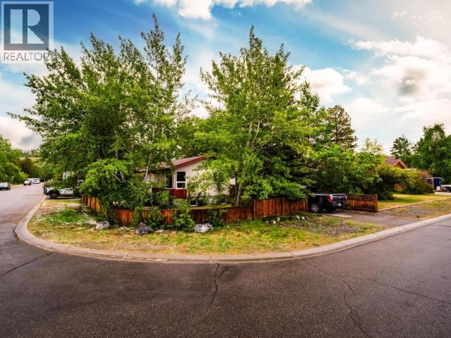32 Tutshi Road, Whitehorse, Yukon Y1A 3R5 - Photo 1 - 17399