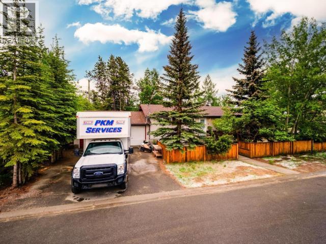 32 Tutshi Road, Whitehorse, Yukon Y1A 3R5 - Photo 2 - 17399
