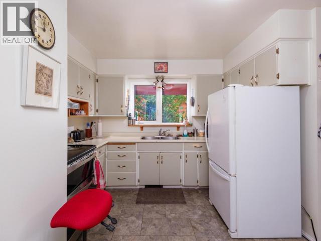 32 Tutshi Road, Whitehorse, Yukon Y1A 3R5 - Photo 9 - 17399