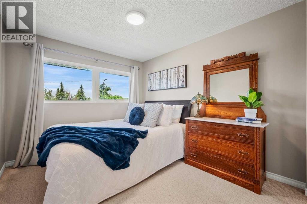 1124 Lake Wapta Way Se, Calgary, Alberta  T2J 2N7 - Photo 29 - A2321585