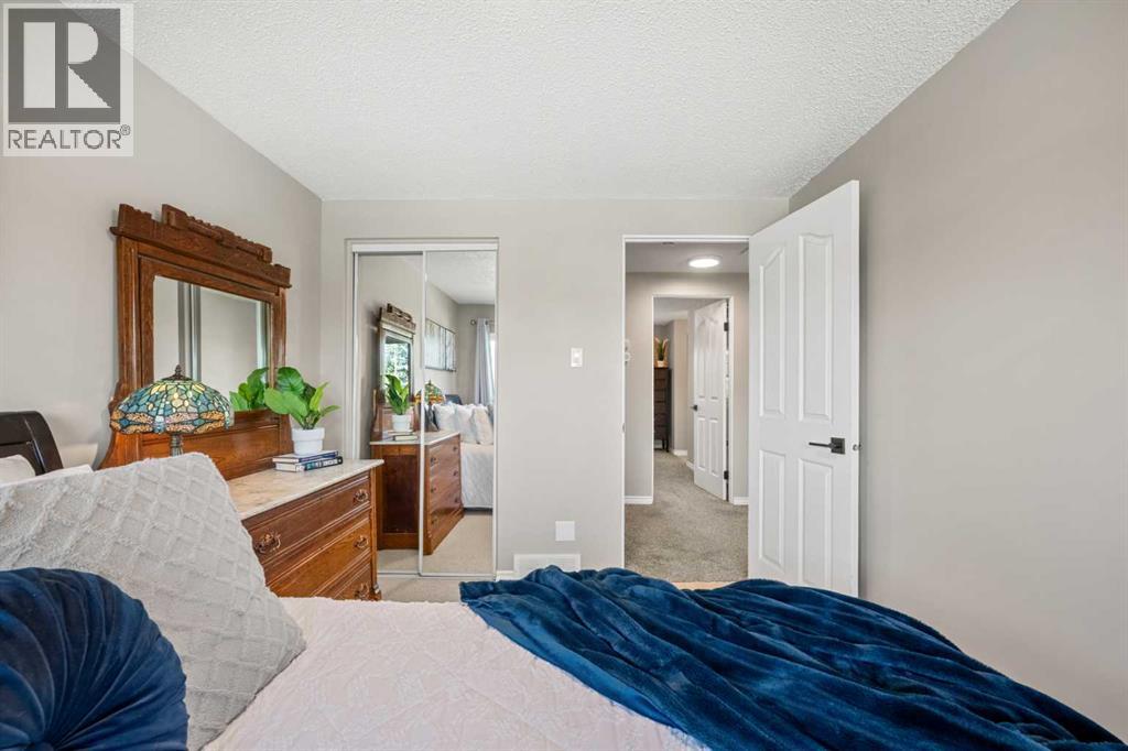 1124 Lake Wapta Way Se, Calgary, Alberta  T2J 2N7 - Photo 30 - A2321585