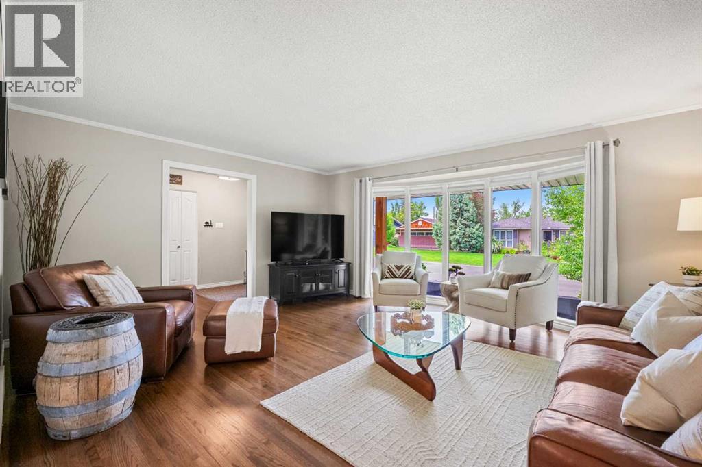 1124 Lake Wapta Way Se, Calgary, Alberta  T2J 2N7 - Photo 7 - A2321585
