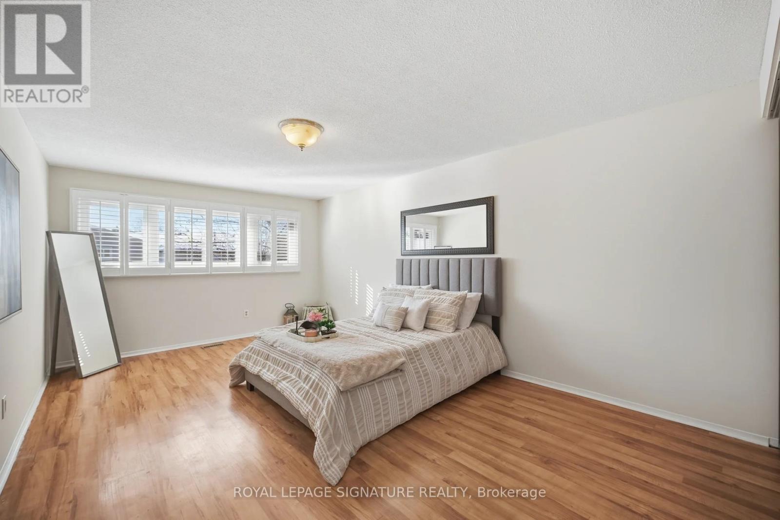Upper - 6326 Millers Grove, Mississauga, Ontario  L5N 3H7 - Photo 25 - W13452670