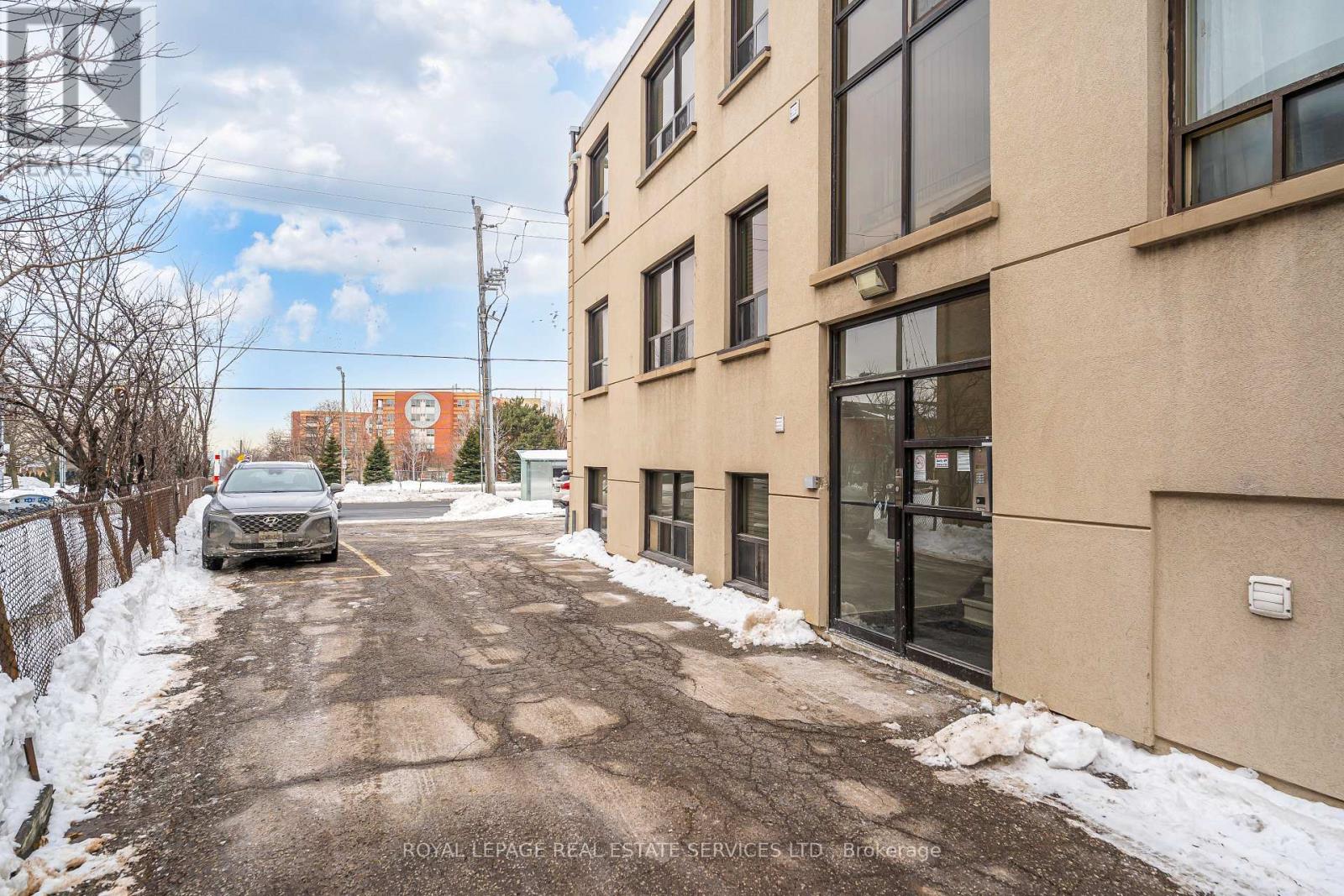 1a - 2637 Keele Street, Toronto (Maple Leaf), Ontario  M6L 2P2 - Photo 20 - W13452688
