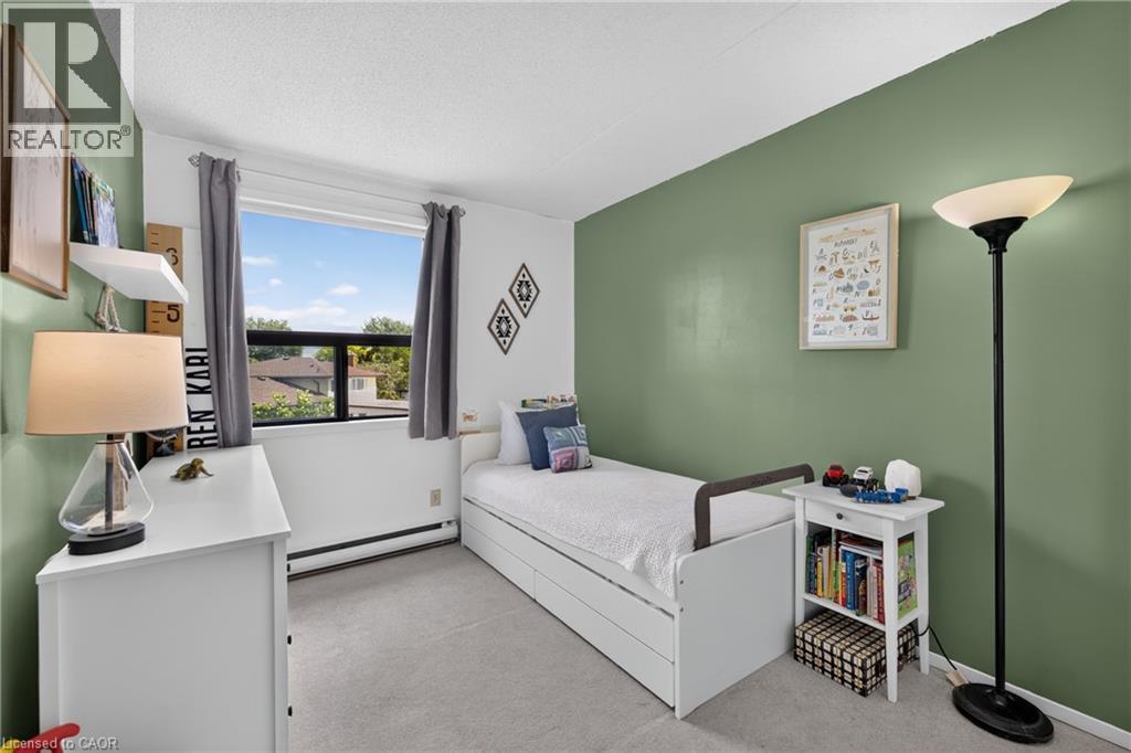 65 Silvercreek Parkway Unit# 401, Guelph, Ontario N1H 7R9 - Photo 30 - 40840284