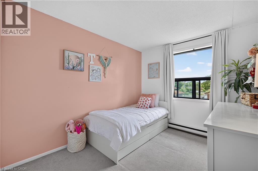 65 Silvercreek Parkway Unit# 401, Guelph, Ontario N1H 7R9 - Photo 32 - 40840284