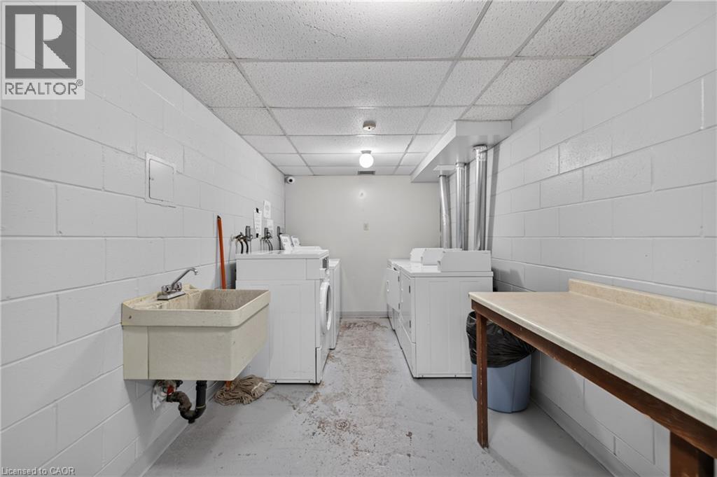 65 Silvercreek Parkway Unit# 401, Guelph, Ontario N1H 7R9 - Photo 39 - 40840284