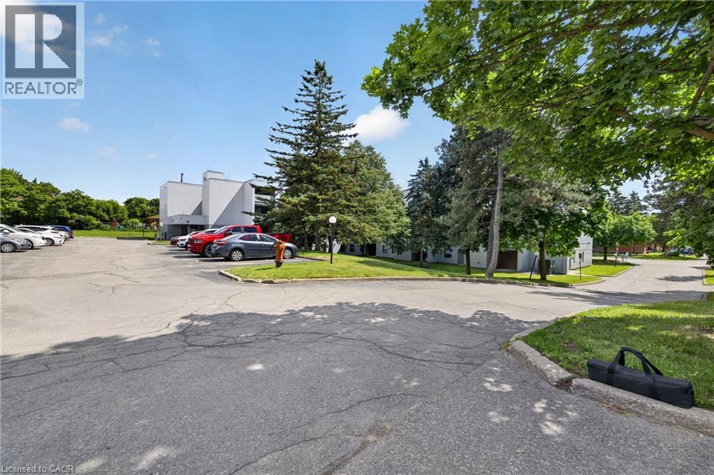 65 Silvercreek Parkway Unit# 401, Guelph, Ontario N1H 7R9 - Photo 40 - 40840284