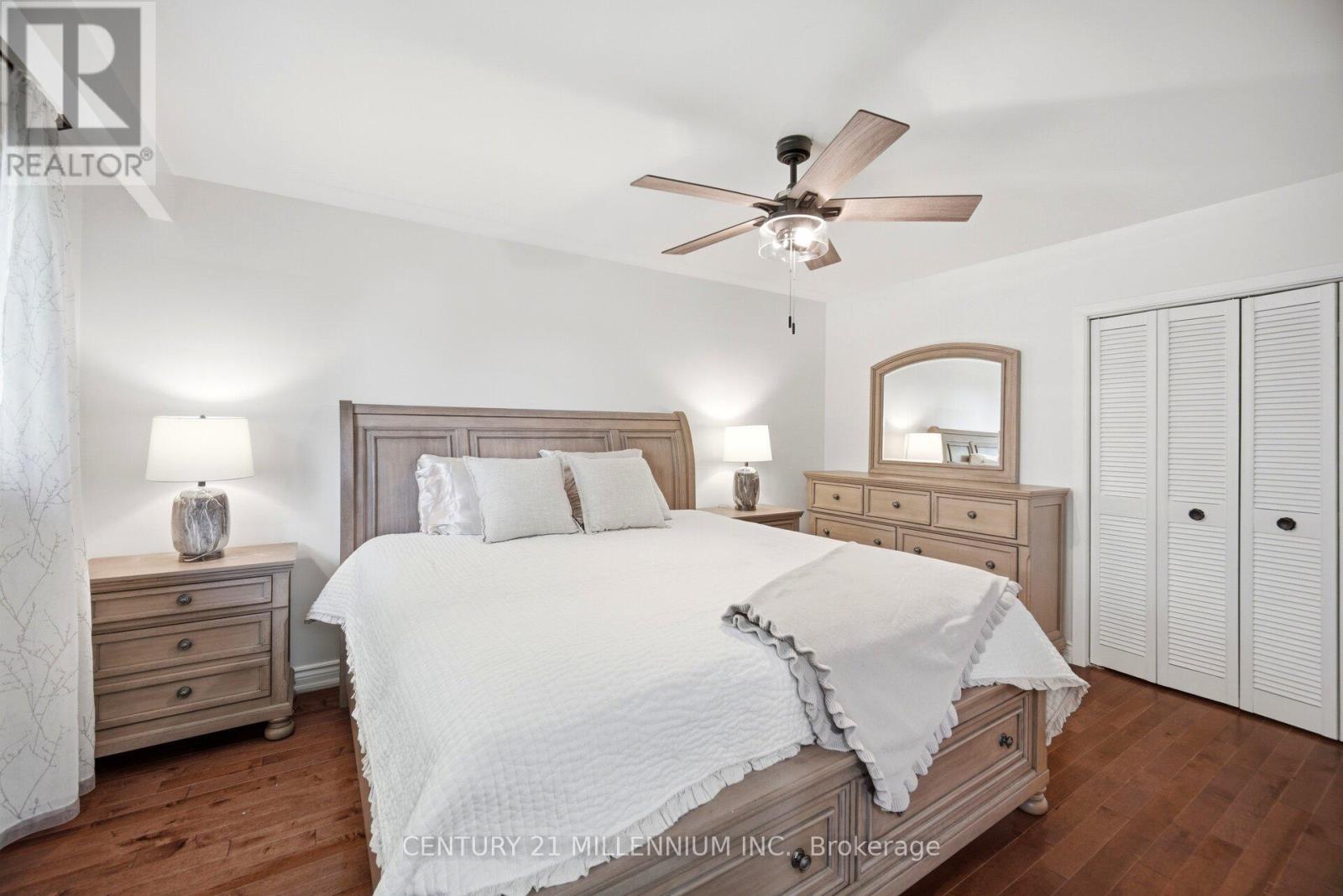 407 Chantenay Drive, Mississauga, Ontario  L5A 1E9 - Photo 24 - W13452704