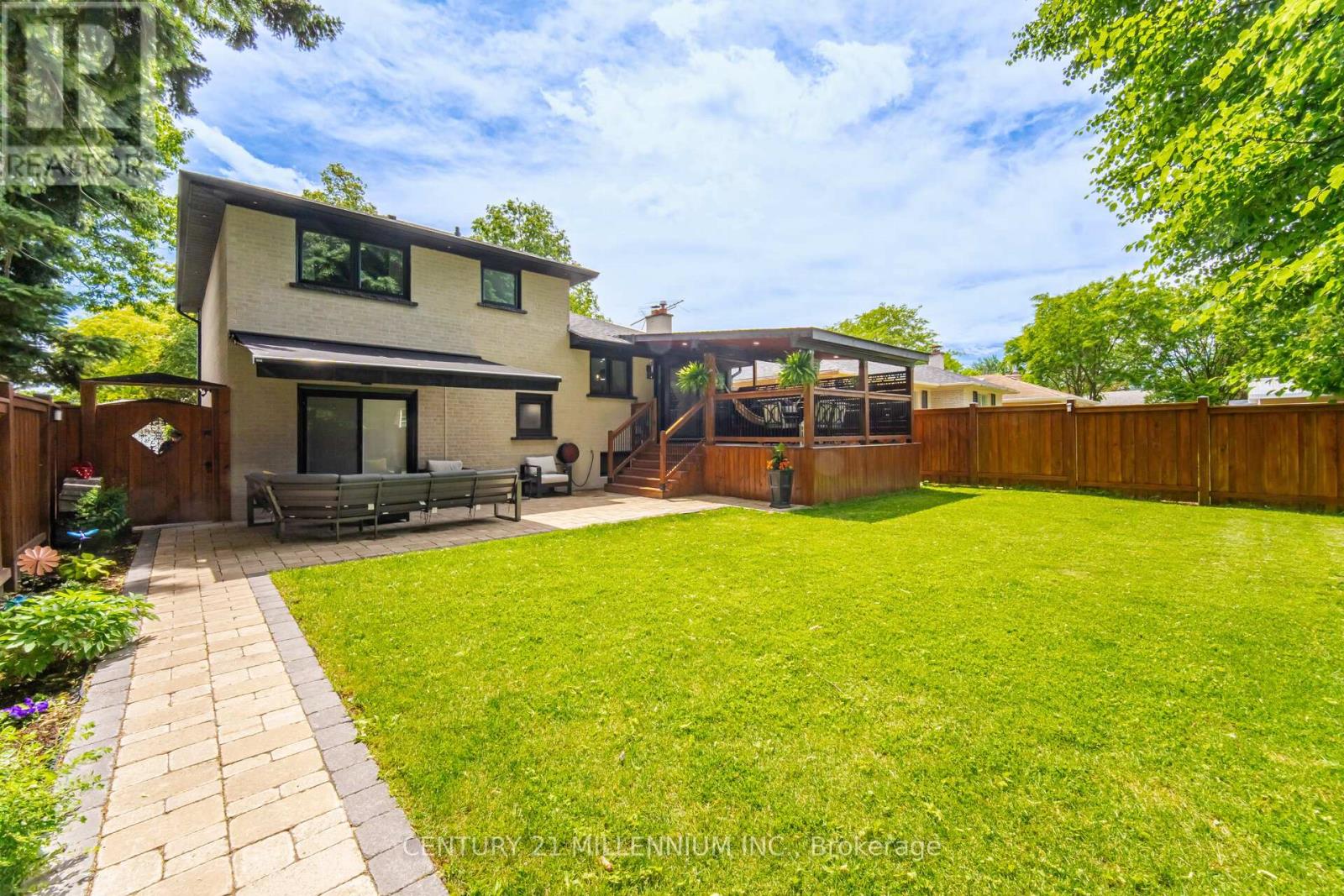 407 Chantenay Drive, Mississauga, Ontario  L5A 1E9 - Photo 44 - W13452704