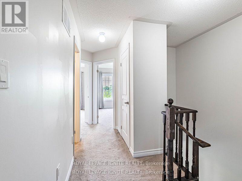 37 Aspen Hills Road, Brampton, Ontario  L6Y 6E4 - Photo 22 - W13452868