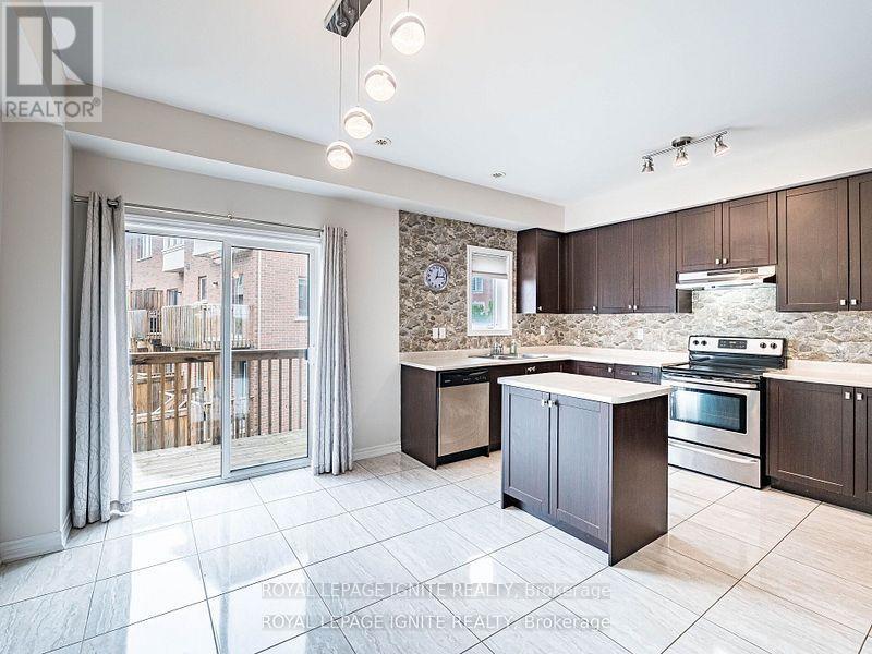 37 Aspen Hills Road, Brampton, Ontario  L6Y 6E4 - Photo 6 - W13452868