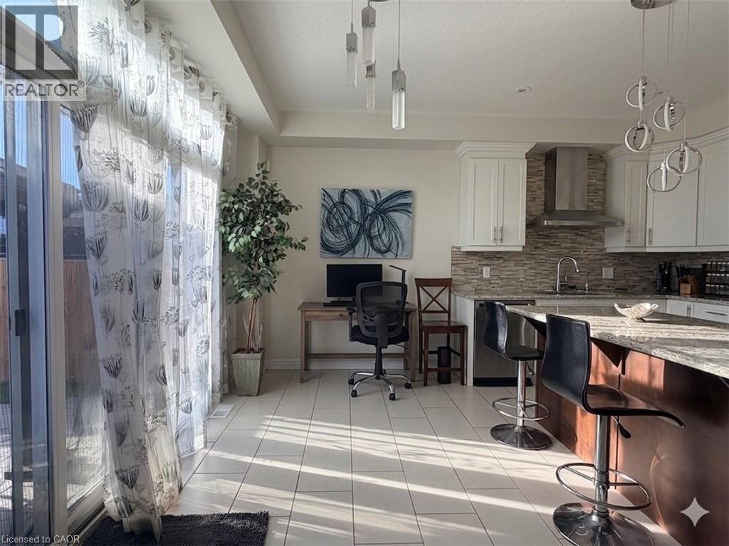 603 Sundew Drive, Waterloo, Ontario  N2V 0B9 - Photo 4 - 40839543