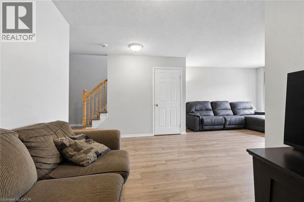 72 Chesterton Lane, Guelph, Ontario  N1E 7A6 - Photo 6 - 40839847